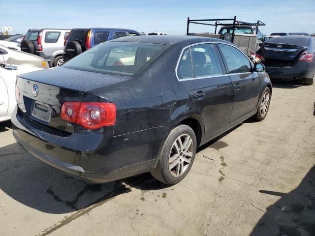 2005 Volkswagen New Jetta 2.5L Option Package 1