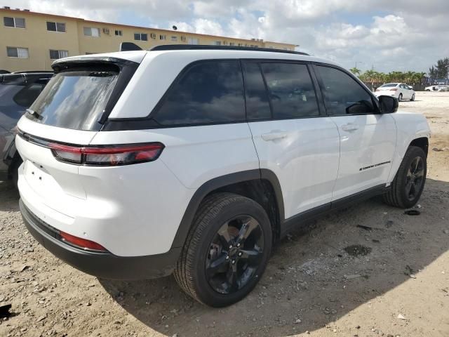 2024 Jeep Grand Cherokee Laredo