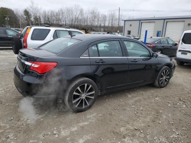 2013 Chrysler 200 Touring