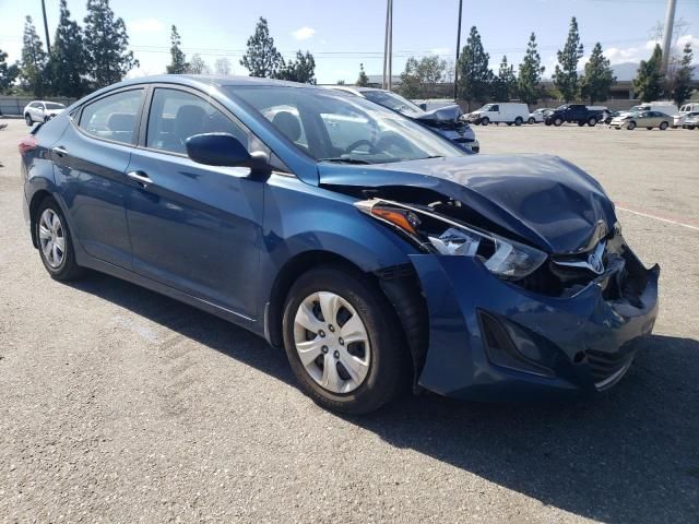 2016 Hyundai Elantra SE