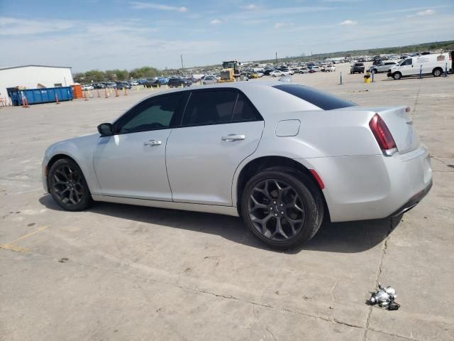 2019 Chrysler 300 Touring