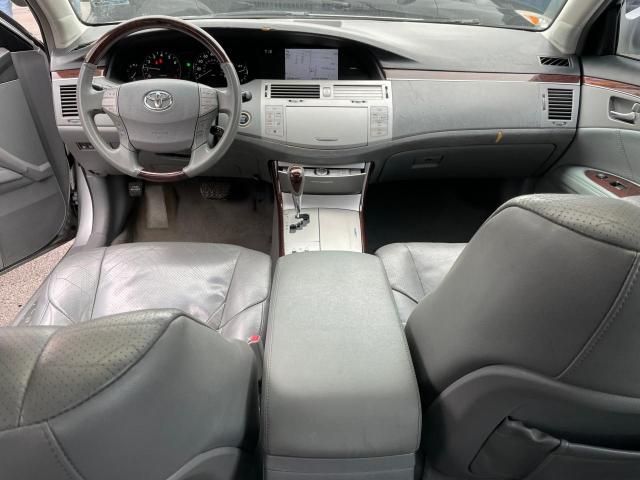 2010 Toyota Avalon XL