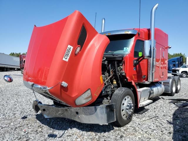 2015 Peterbilt 579