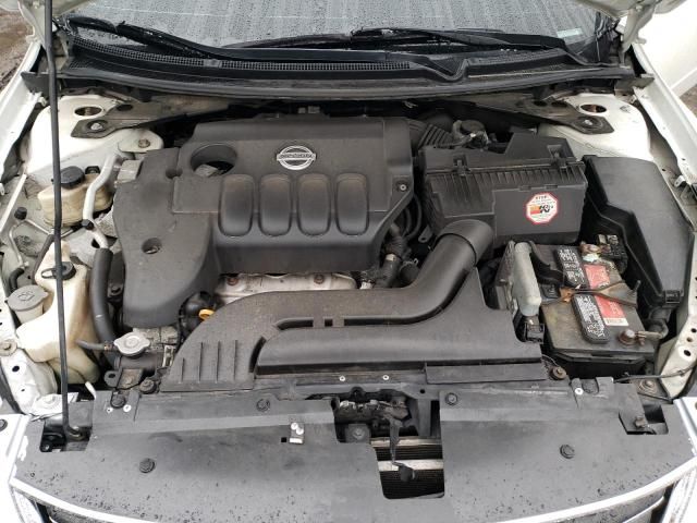 2010 Nissan Altima Base