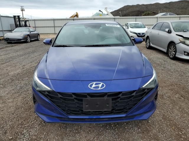 2023 Hyundai Elantra SE