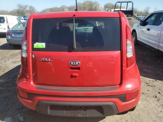 2013 KIA Soul +