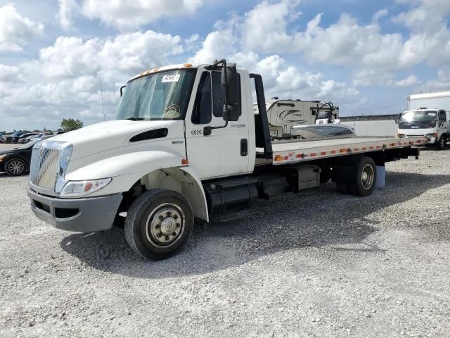 2009 International 4000 4300 LP