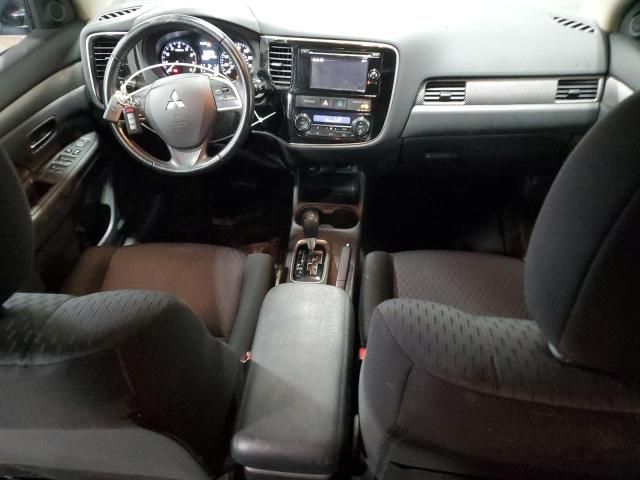 2014 Mitsubishi Outlander SE