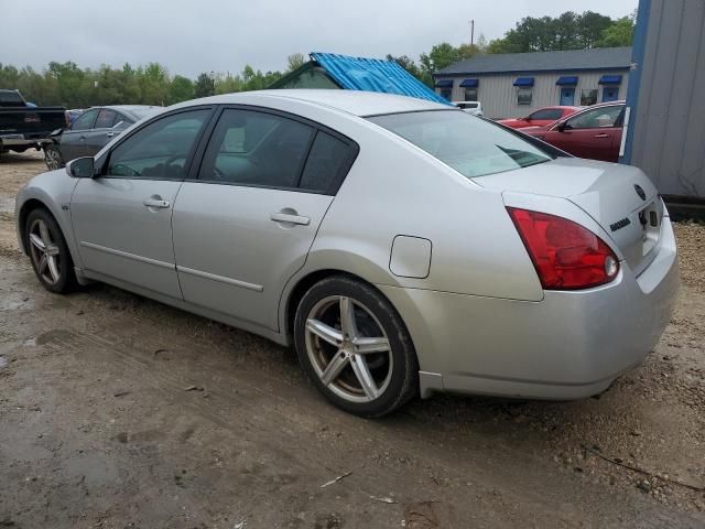 2004 Nissan Maxima SE