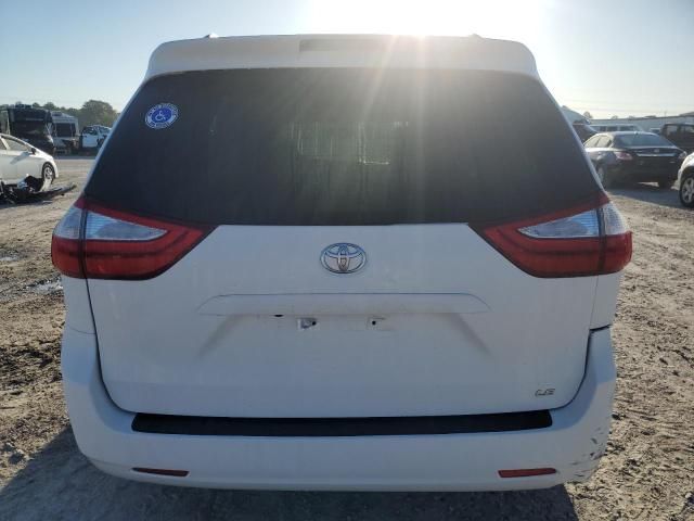 2015 Toyota Sienna LE