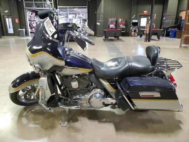 2012 Harley-Davidson FLHTCUSE7 CVO Ultra Classic Electra Glide