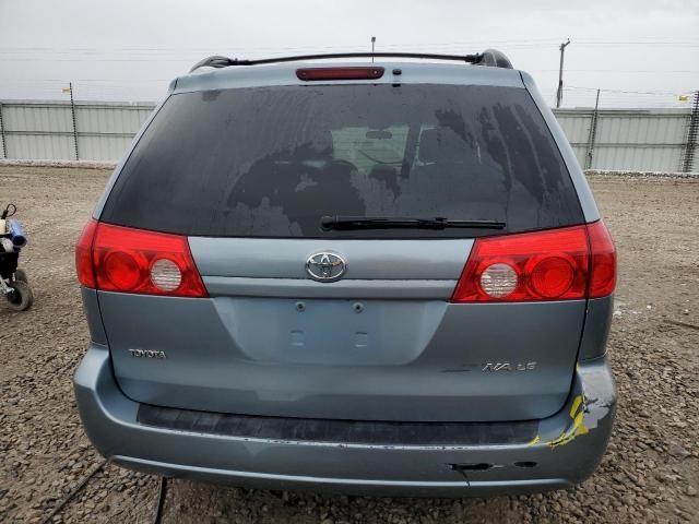 2009 Toyota Sienna CE