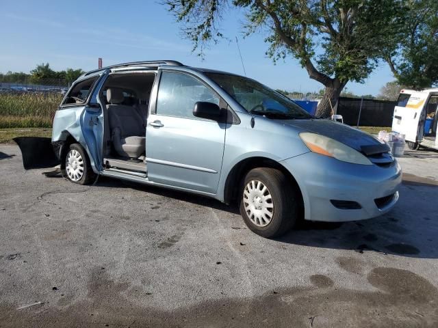 2006 Toyota Sienna CE