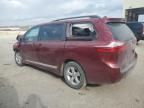 2018 Toyota Sienna LE