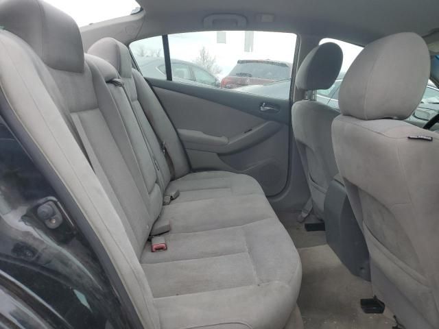 2010 Nissan Altima Base