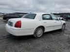 2005 Lincoln Town Car Signature Limited