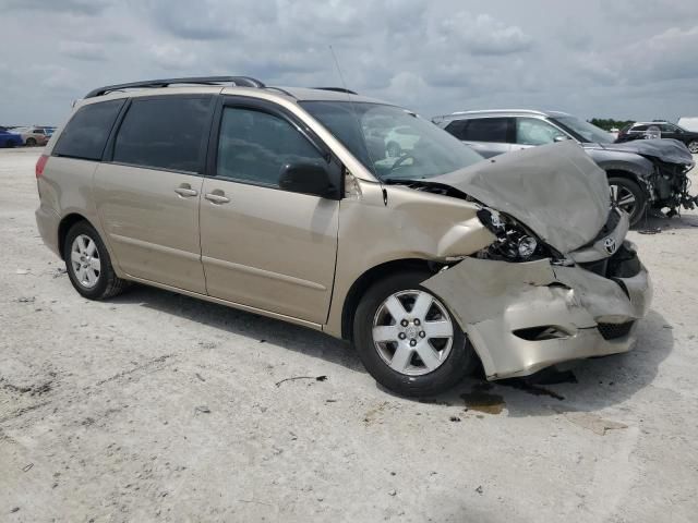 2008 Toyota Sienna CE