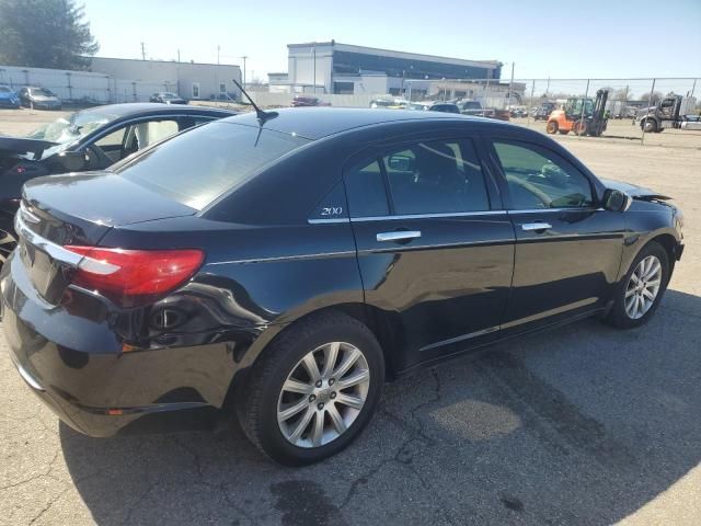 2013 Chrysler 200 Limited