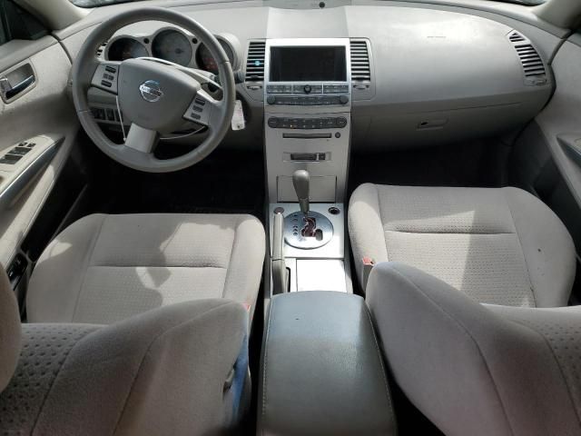 2005 Nissan Maxima SE