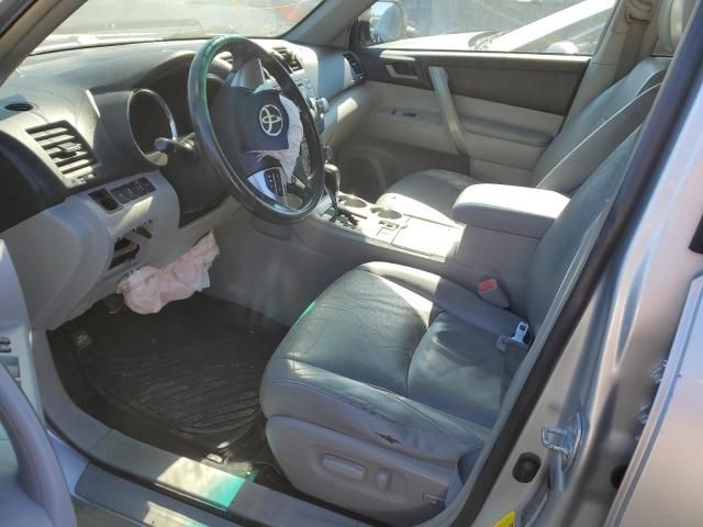 2011 Toyota Highlander Base