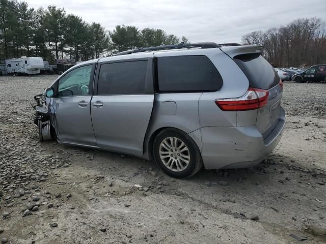 2015 Toyota Sienna XLE