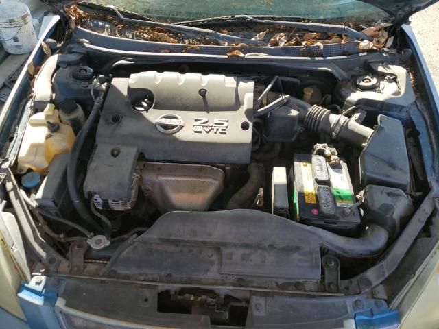 2003 Nissan Altima Base