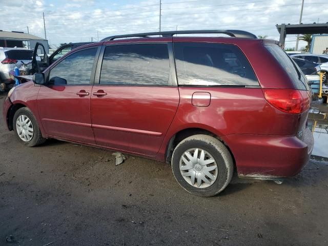 2009 Toyota Sienna CE