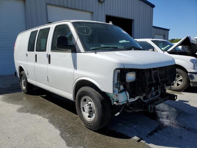 2017 Chevrolet Express G2500