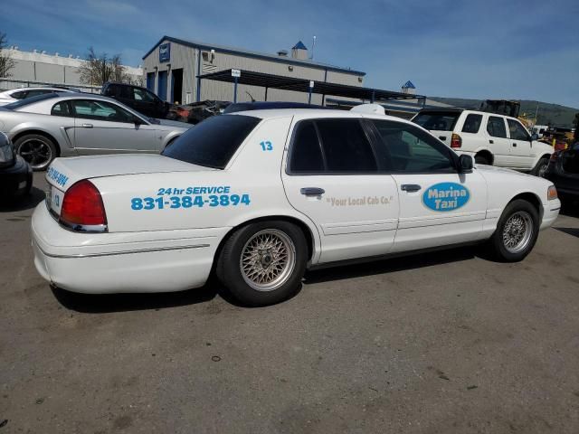 2002 Ford Crown Victoria