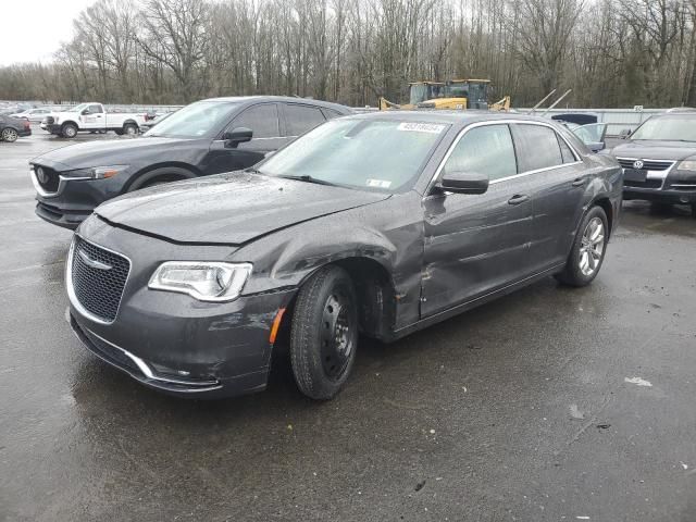 2016 Chrysler 300 Limited