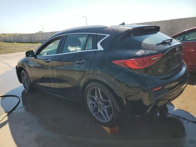 2017 Infiniti QX30 Base