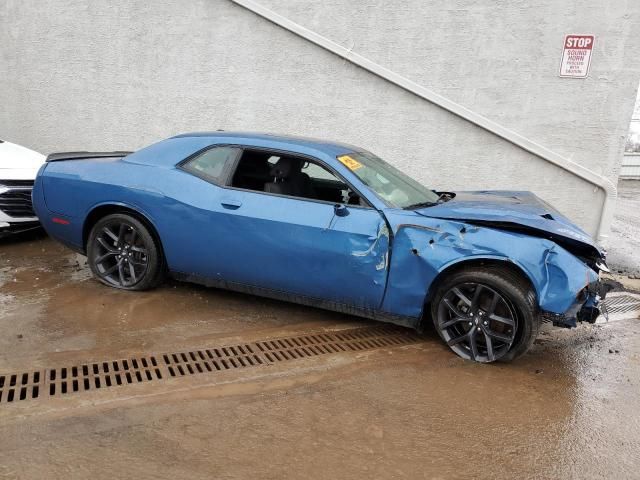 2022 Dodge Challenger SXT