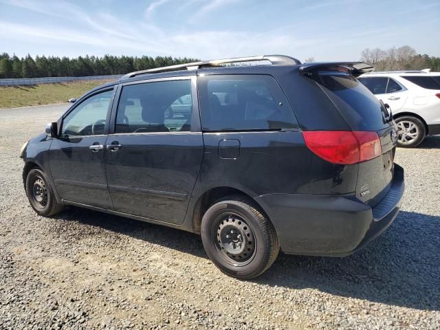 2009 Toyota Sienna CE