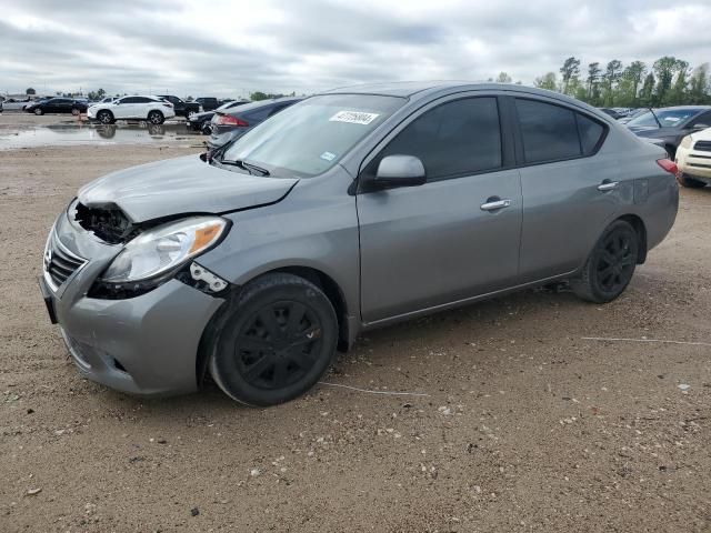 2013 Nissan Versa S