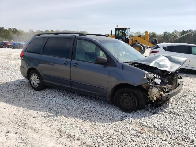 2010 Toyota Sienna CE