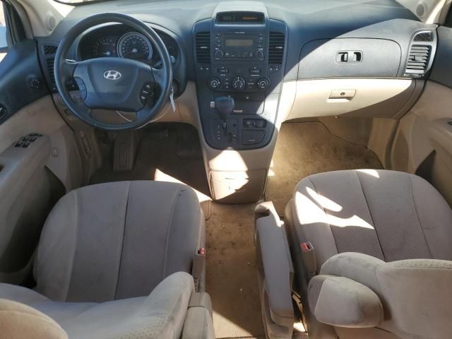 2007 Hyundai Entourage GLS