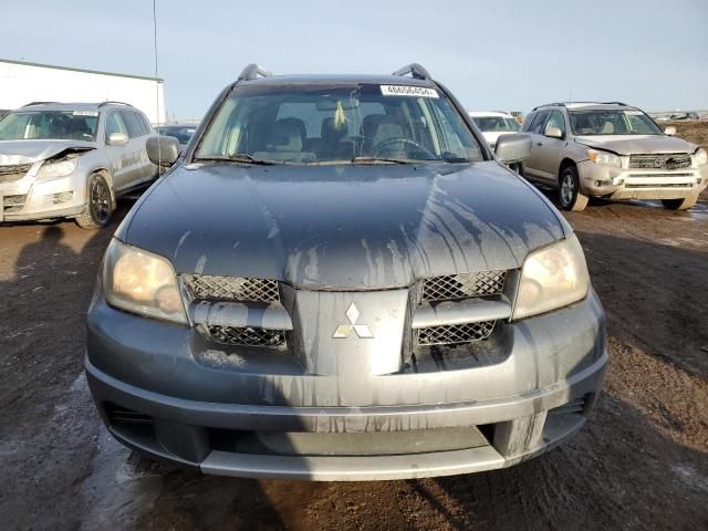 2004 Mitsubishi Outlander LS