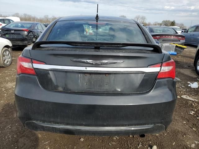 2013 Chrysler 200 Touring