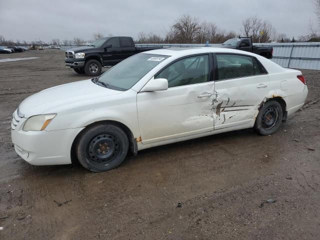 2005 Toyota Avalon XL