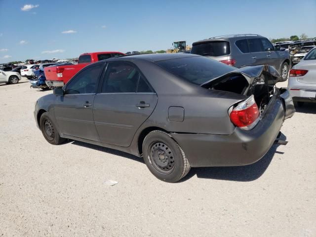 2005 Toyota Camry LE