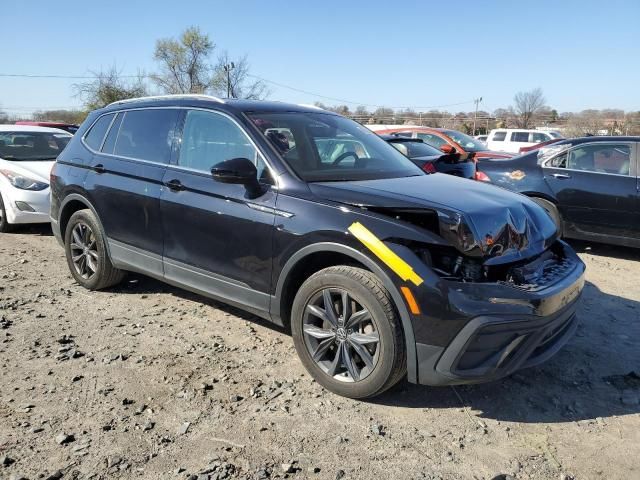 2022 Volkswagen Tiguan SE