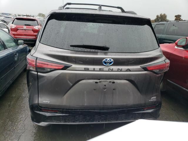 2022 Toyota Sienna XSE