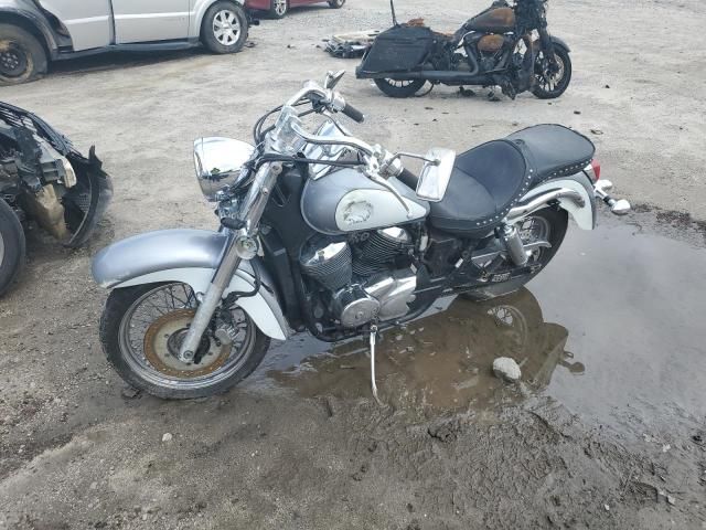 2001 Honda VT750 CD2