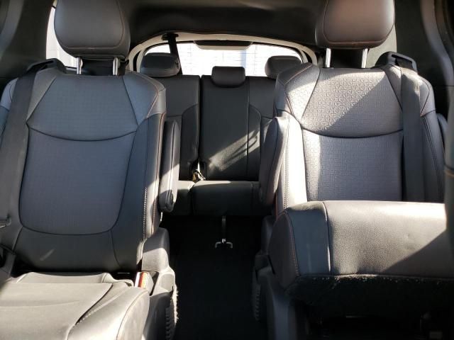 2022 Toyota Sienna XSE