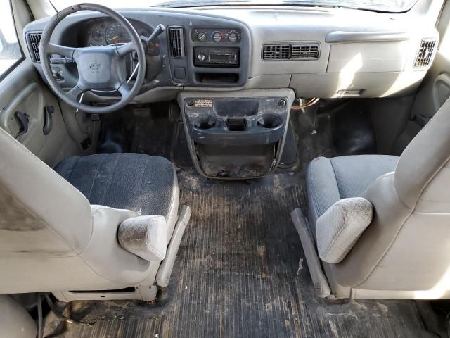 1999 Chevrolet Express G2500