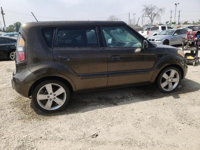 2010 KIA Soul +