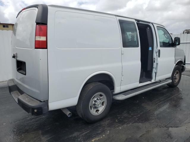 2022 Chevrolet Express G2500