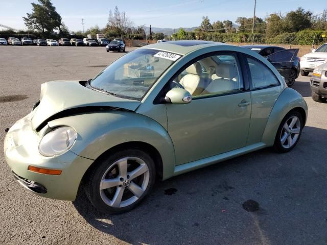 2007 Volkswagen New Beetle 2.5L Option Package 2