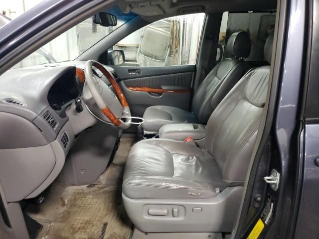 2007 Toyota Sienna XLE