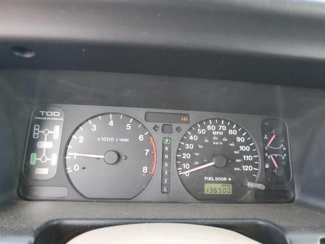 2000 Isuzu Trooper S